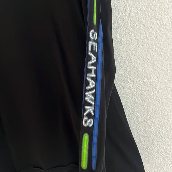 Seattle Seahawks Longsleeve - Picture 3 of 5